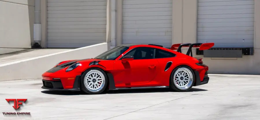 Strasse SV10M-RS Track forged wheels on a Porsche GT3 RS