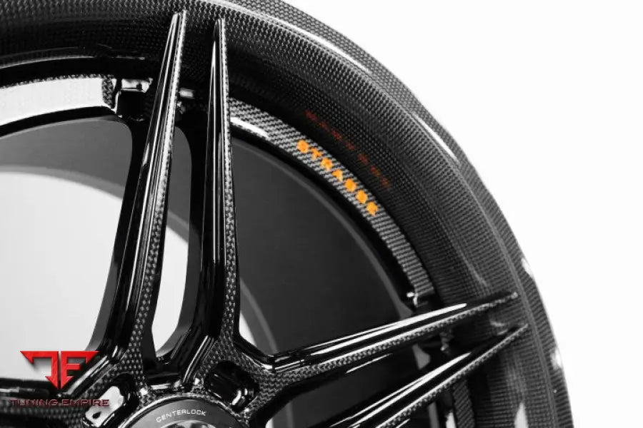 STRASSE SV2 CARBON