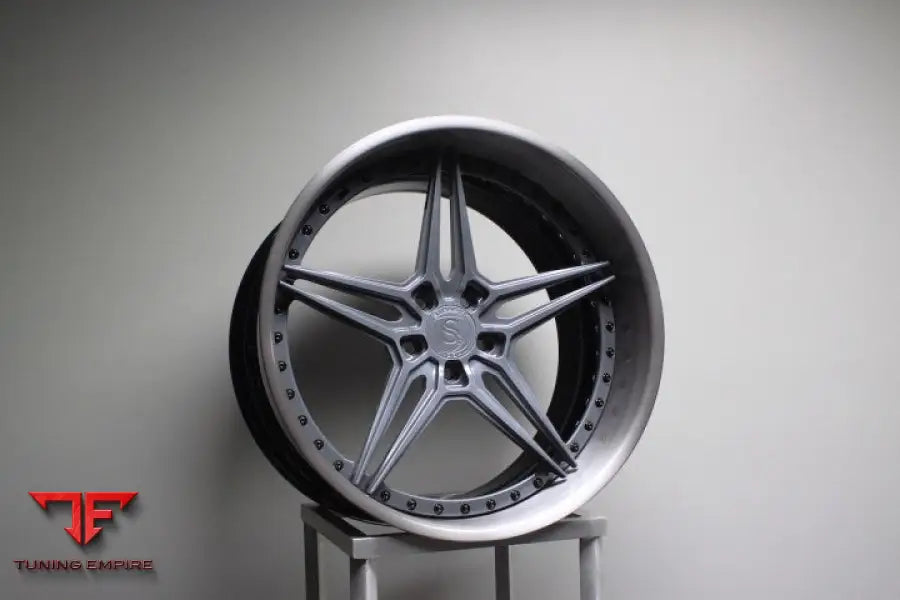 STRASSE SV2 DEEP CONCAVE FORGED WHEELS