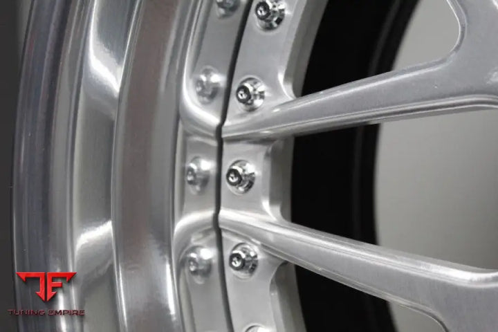 STRASSE SV8 PERFORMANCE FORGED WHEELS