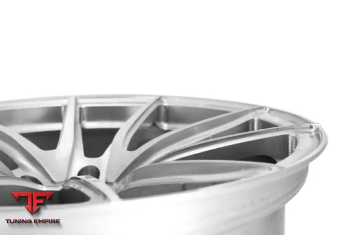 STRASSE SV9 DEEP CONCAVE FORGED WHEELS