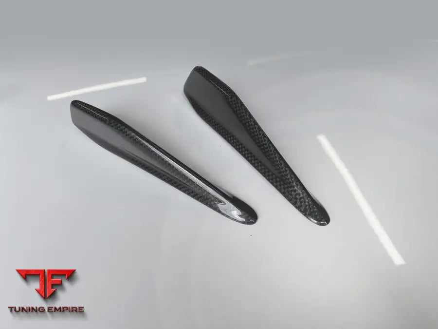 TAIL LIGHT SPOILER FIN FOR FERRARI 488 - Price on request - Body Kit