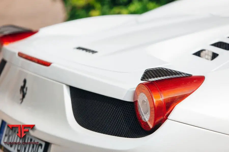TAIL LIGHTS SPOILER FIN FOR FERRARI 458 - Price on request - Body Kit