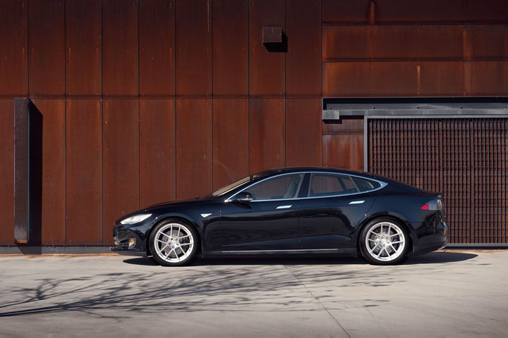 TELSA MODEL S P85D on custom forged wheels