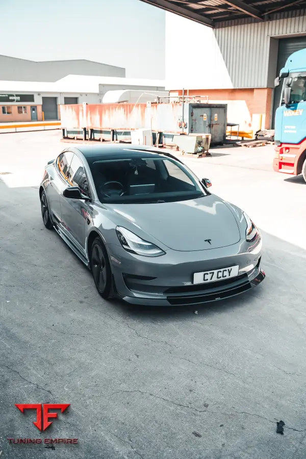 TESLA MODEL 3 2017-2023 CARBON FIBRE FRONT SPLITTER - V1 - CT CARBON