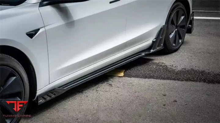 TESLA MODEL 3 DRY CARBON FIBER BODY KIT