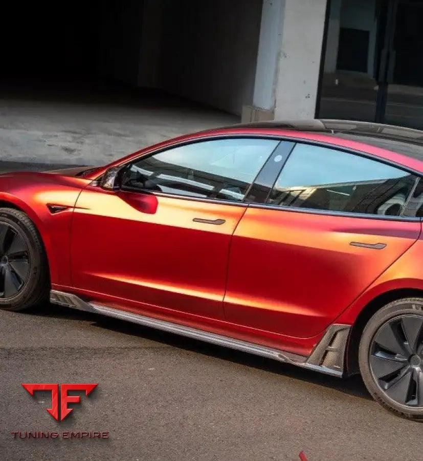 Tesla Model 3 Highland AE Design side skirts