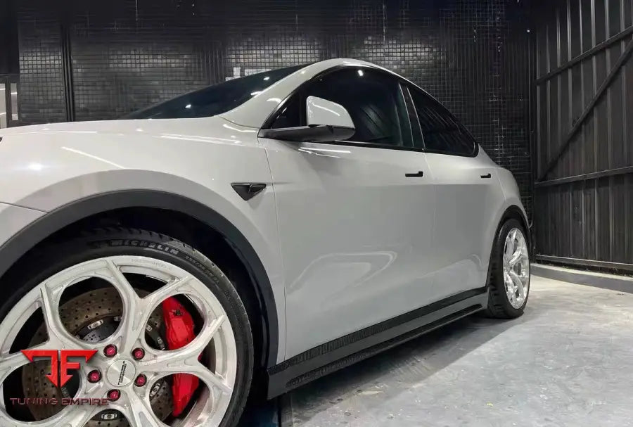 TESLA MODEL Y CARBON FIBER BODY KIT