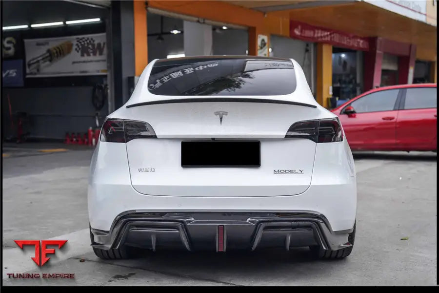 TESLA MODEL Y / IMP PERFORMANCE CARBON FIBER REAR DIFFUSER BSD