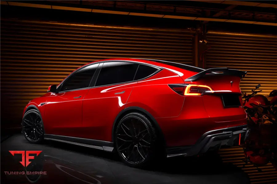 TESLA MODEL Y / IMP PERFORMANCE CARBON FIBER SIDE SKIRTS BSD