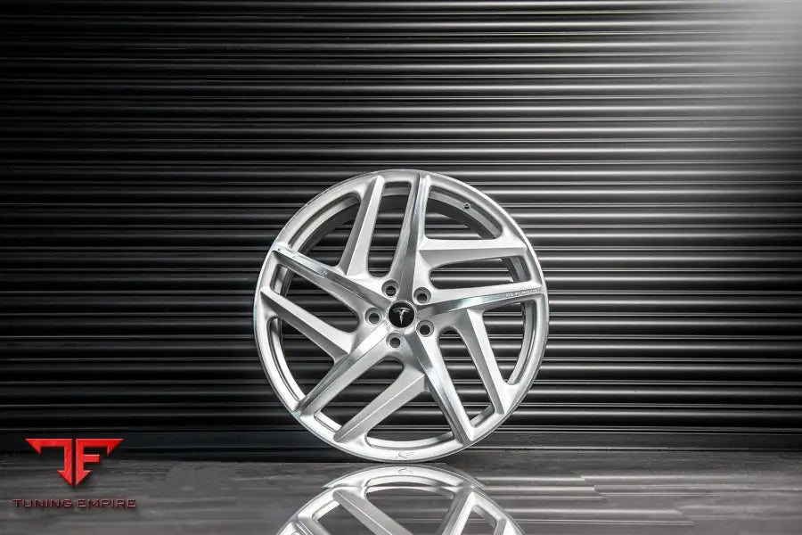 TESLA MODEL Y KAHN FORGED ALLOY WHEELS