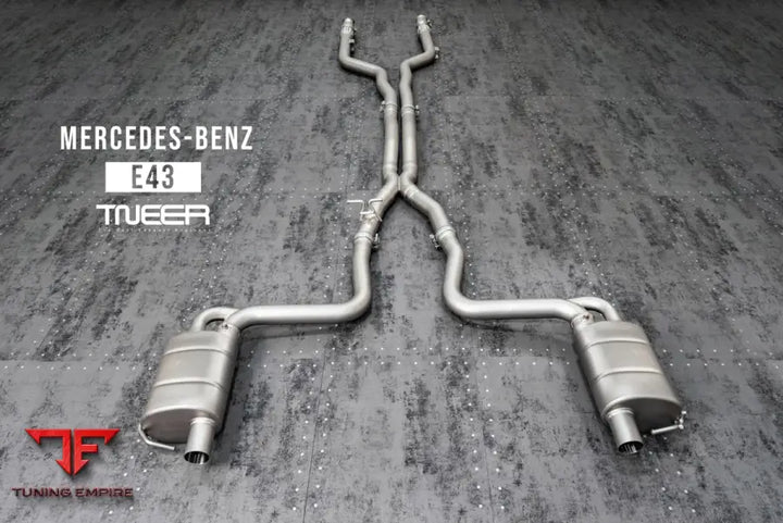 TNEER AMG E43 tailpipes