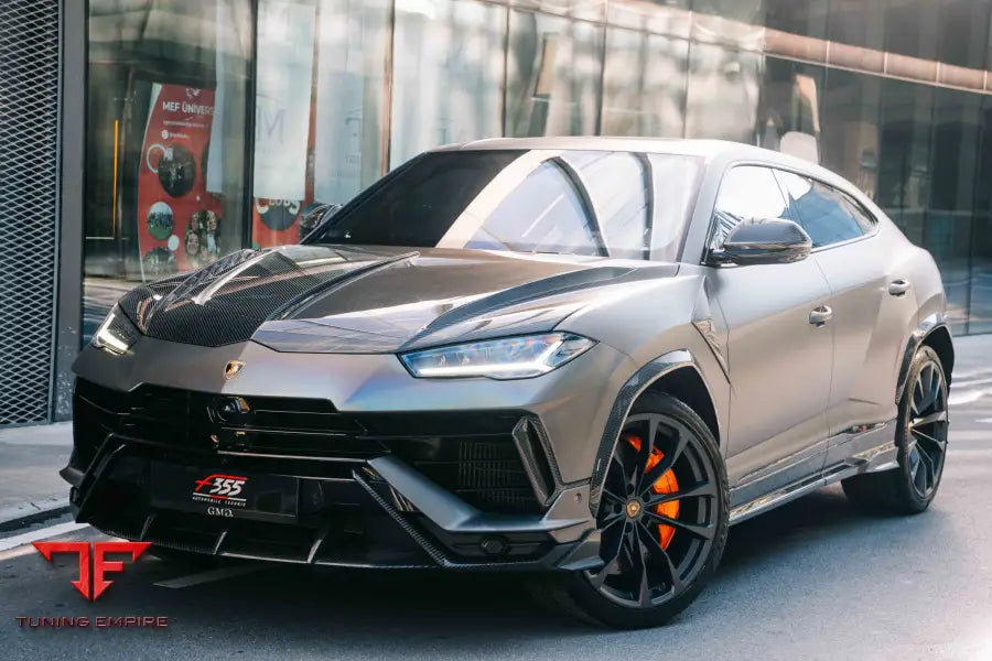 Lamborghini Urus S with TOP CAR carbon programme