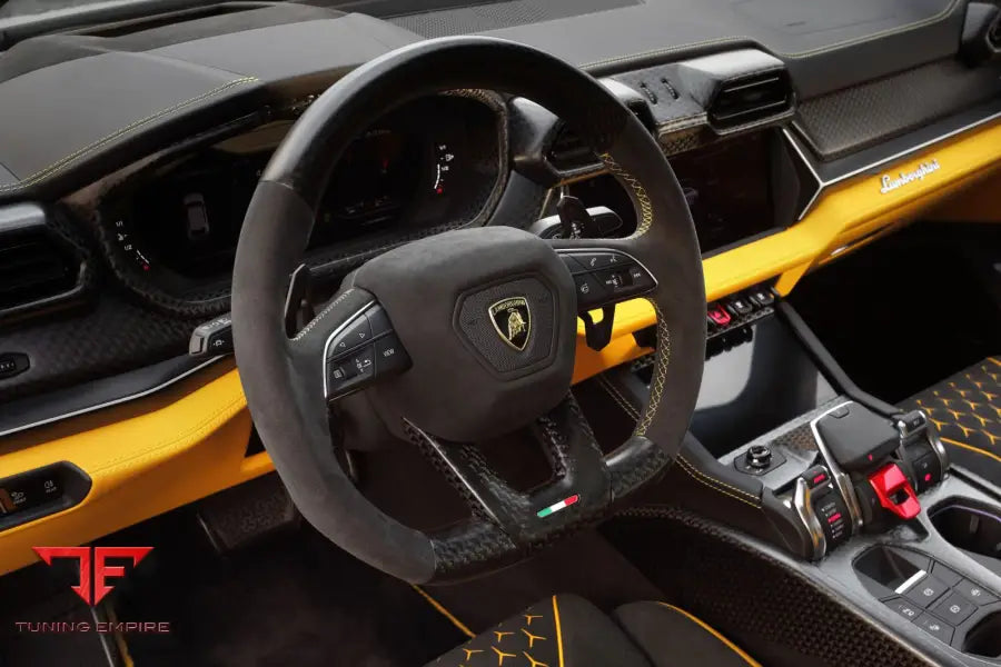 TOP CAR Urus SE R'Evo Stealth Edition completed build