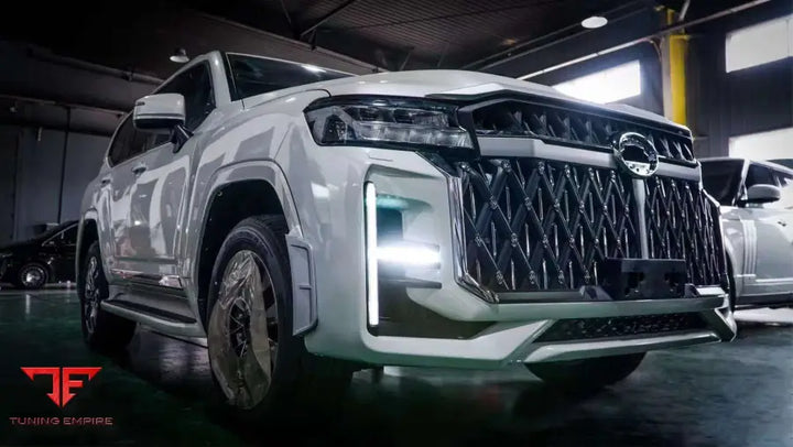 TOYOTA LAND CRUISER 300 LC300 2021 + NEW VOFUE BODY KIT