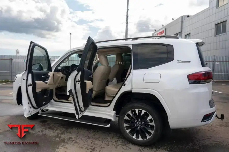 TOYOTA LAND CRUISER LC 300 ELECTRIC SIDE STEPS