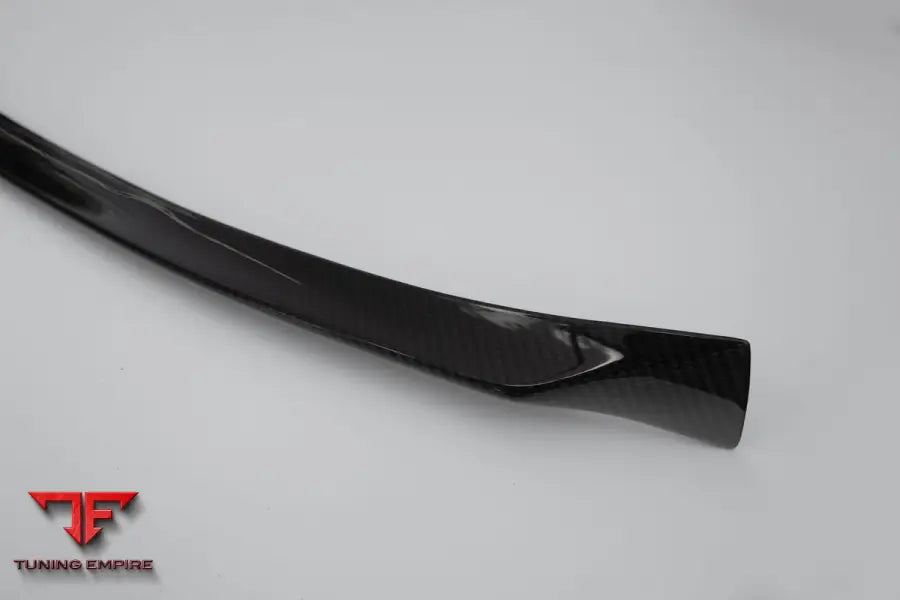 TRUNK LOWER / MIDDLE SPOILER CAP FOR BENTLEY BENTAYGA PREFACELIFT - Price on request - Body Kit