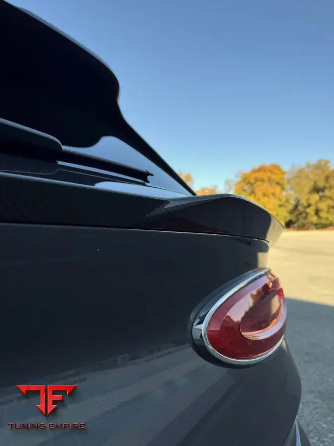 TRUNK MIDDLE SPOILER CAP FOR BENTLEY BENTAYGA FACELIFT - Price on request - Body Kit