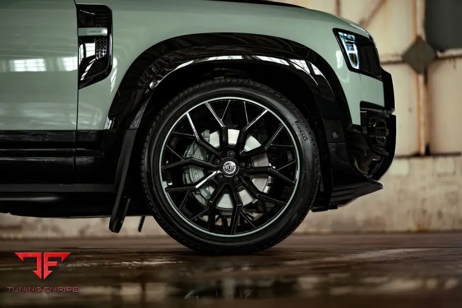 URBAN LAND ROVER 75TH ANNIVERSARY DEFENDER