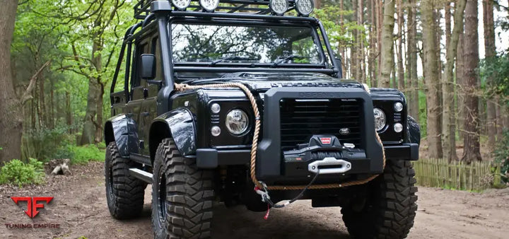 URBAN LAND ROVER CLASSIC DEFENDER