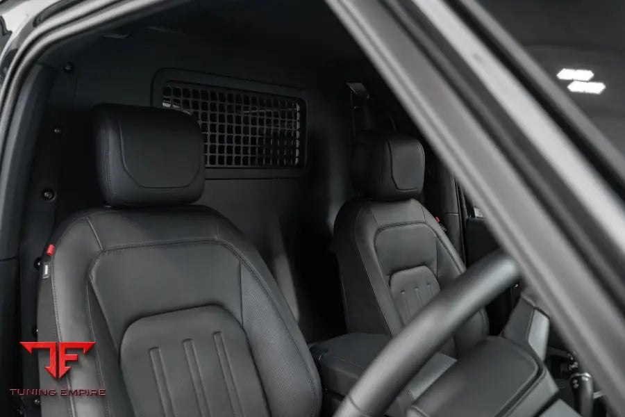 URBAN LAND ROVER DEFENDER HARDTOP 90 110