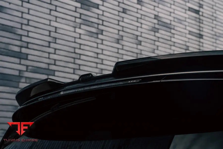 URBAN RANGE ROVER 2022 + 