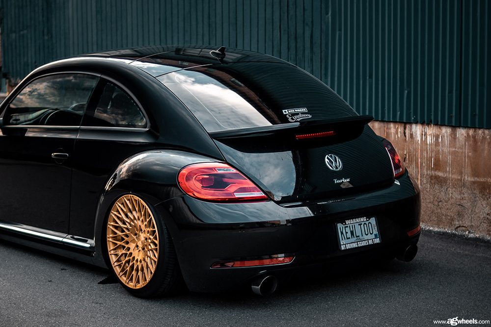 VOLKSWAGEN BEETLE on custom forged wheels