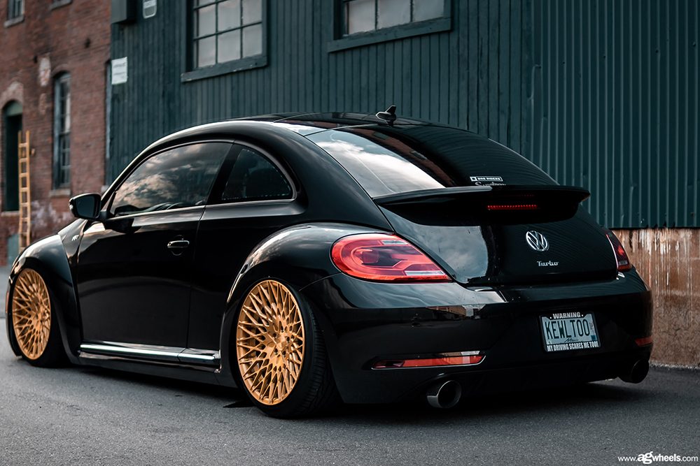 VOLKSWAGEN BEETLE on custom forged wheels