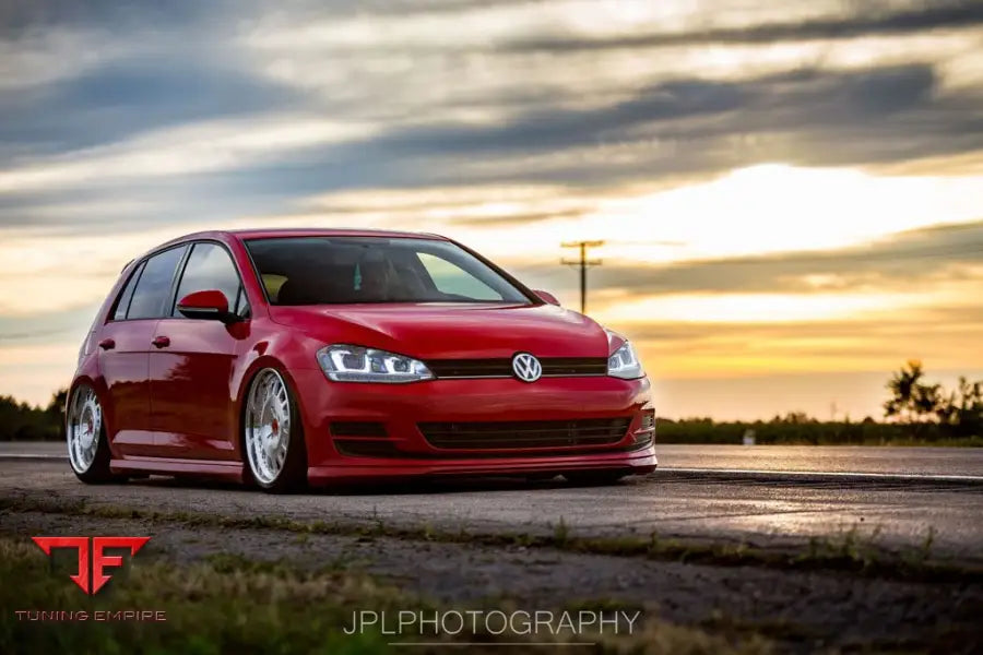VOLKSWAGEN GOLF on custom forged wheels
