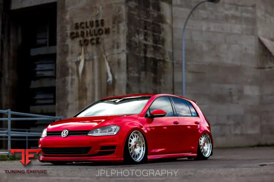 VOLKSWAGEN GOLF on custom forged wheels