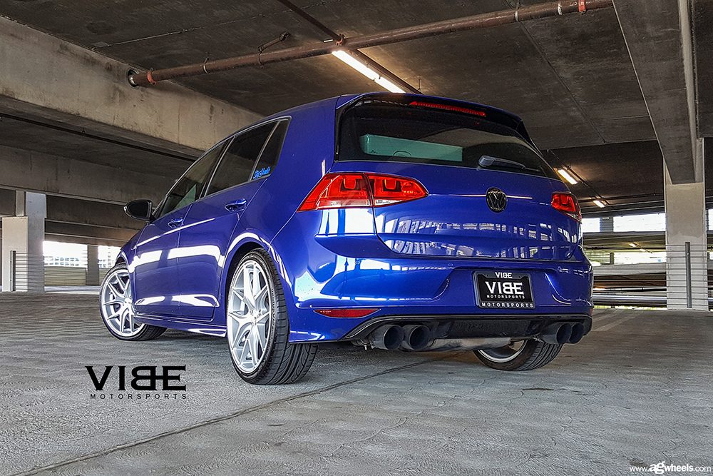VOLKSWAGEN GOLF R on custom forged wheels
