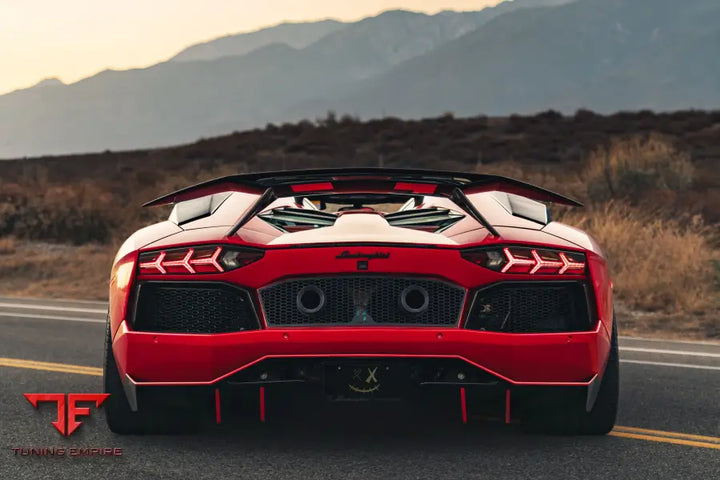 VOODOO DESIGN LAMBORGHINI AVENTADOR LP700-4 CENTER EXIT EXHAUST (SVJ STYLE)