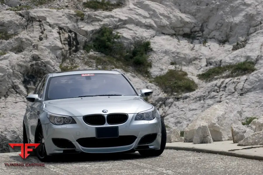 WALD BMW M5 E60