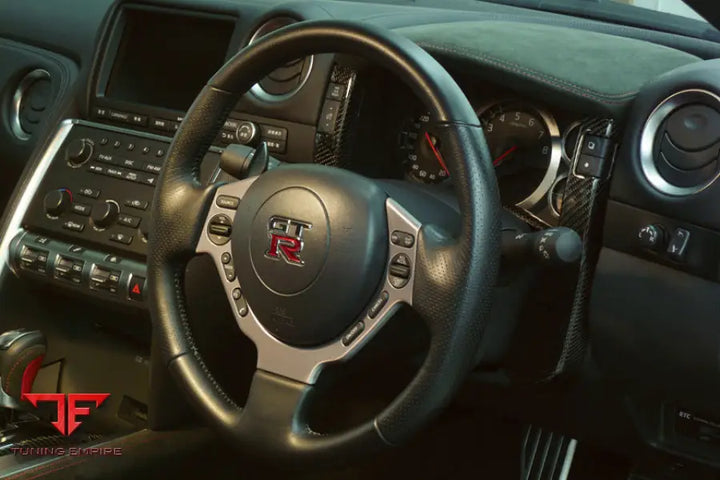 WALD NISSAN GT-R R35